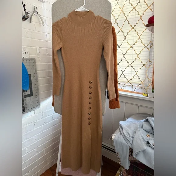 Sezane Harper Dress in light camel XS - Picture 2 of 12